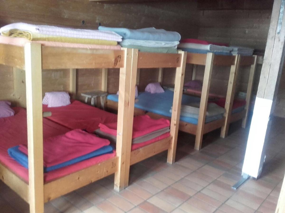 Farm stay Binsalm- Schutzhuette *