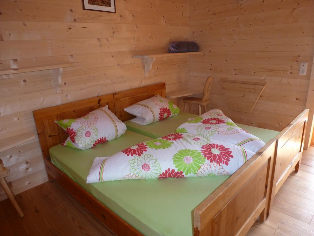 Binsalm- Schutzhuette Farm stay Vomp
