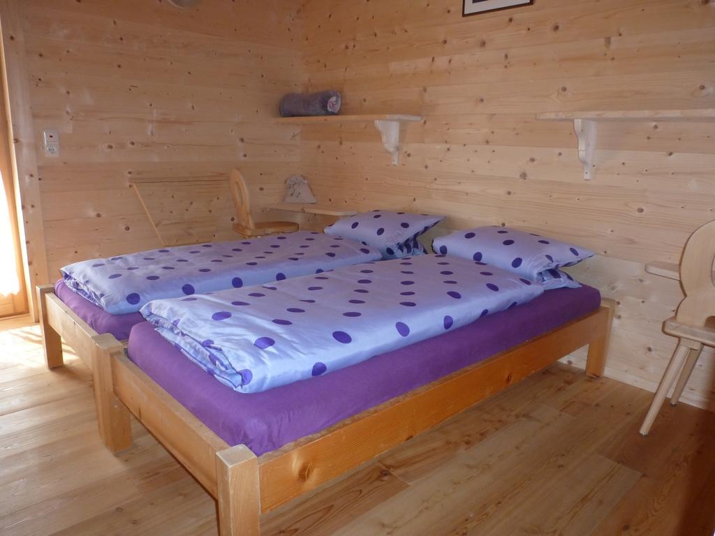 Binsalm- Schutzhuette Farm stay *